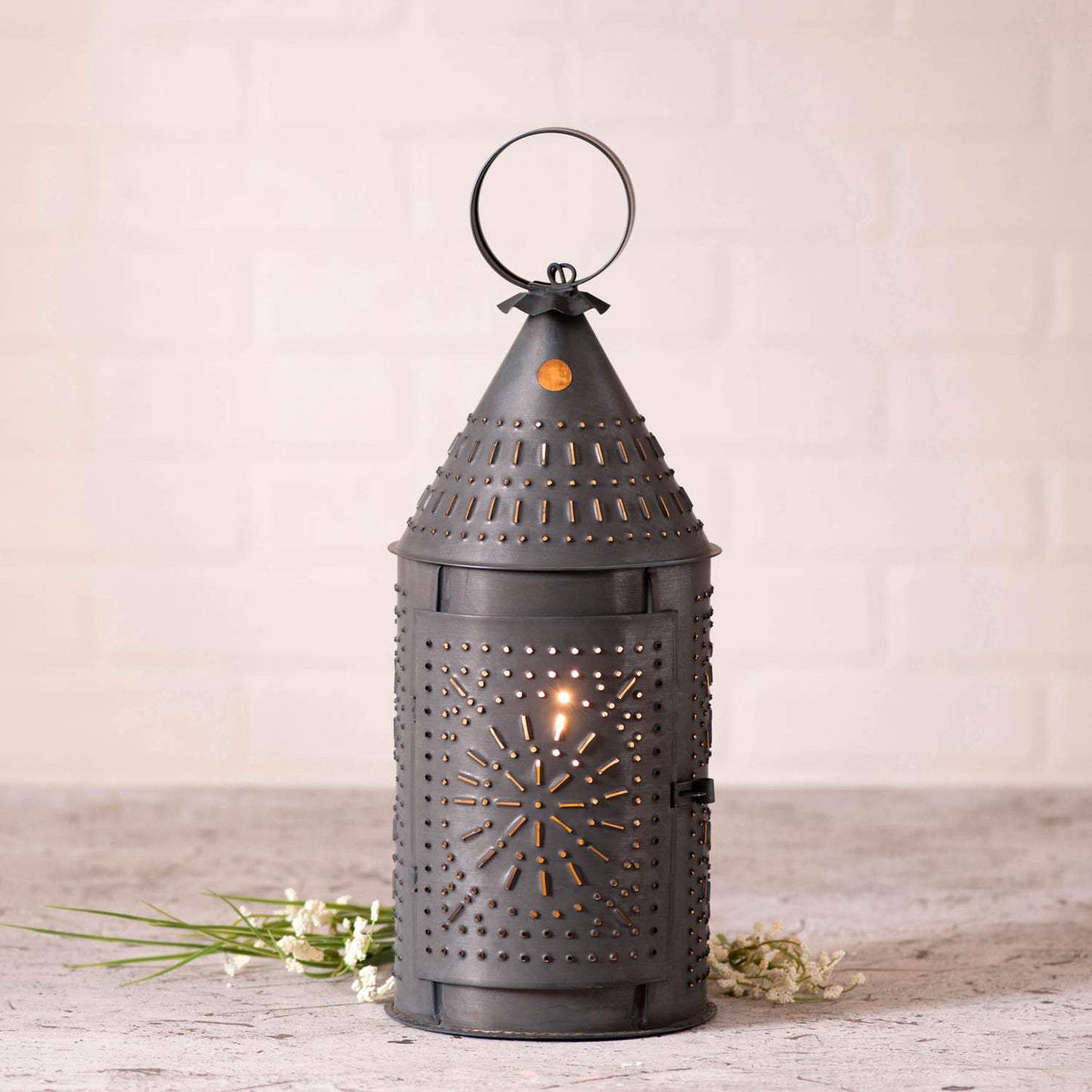 15-Inch Revere Lantern in Kettle Black